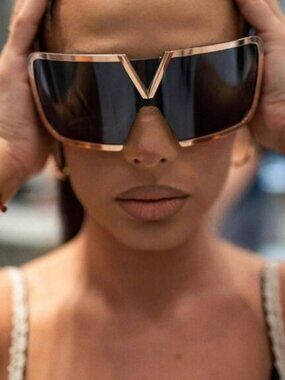 Valentino Sunglasses – Rose Gold Titanium Oversized Mask V-ROMASK VLS-120A
